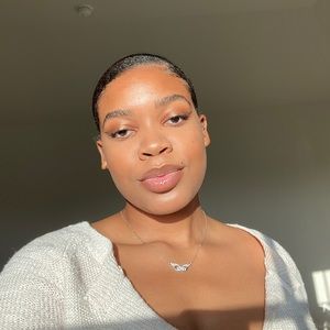 Meet your Posher, Asha